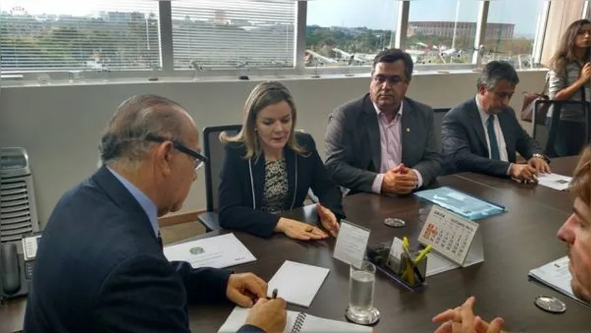 Imagem ilustrativa da imagem Apucarana pede apoio para operacionalizar aeroporto