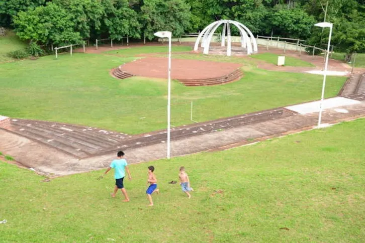 Imagem ilustrativa da imagem Sem dinheiro, obra para em Arapongas