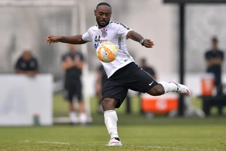 Imagem ilustrativa da imagem Corinthians planeja dar a volta olímpica no sábado em Itaquera