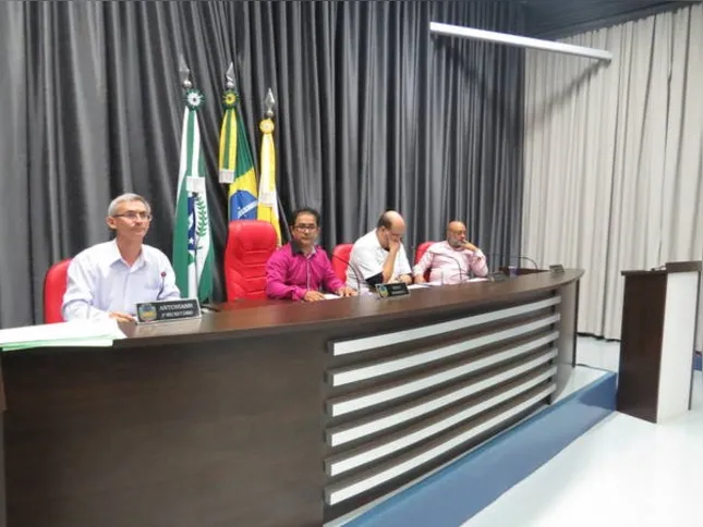 Imagem ilustrativa da imagem Câmara de Apucarana deve devolver quase R$ 2 milhões