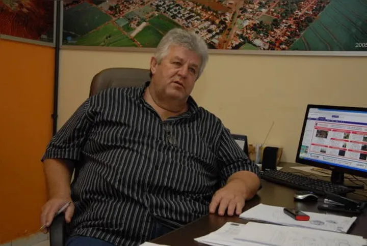 Imagem ilustrativa da imagem Ex- prefeito terá de devolver R$ 428 mil 