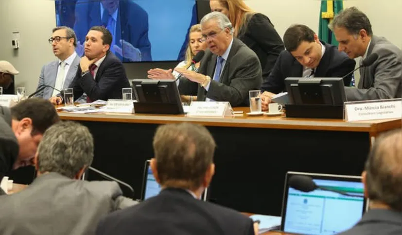 Imagem ilustrativa da imagem Conselho de Ética adia votação sobre o caso Cunha 