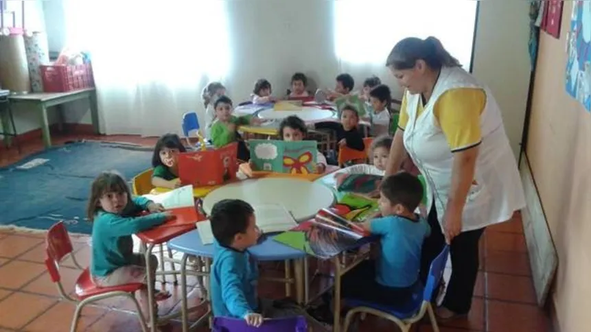 Imagem ilustrativa da imagem Faxinal recebe materiais para creche e escolas