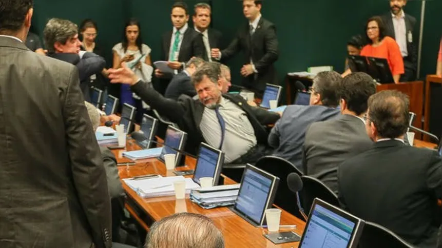 Imagem ilustrativa da imagem Conselho de Ética adia pela 7ª vez decisão sobre Cunha