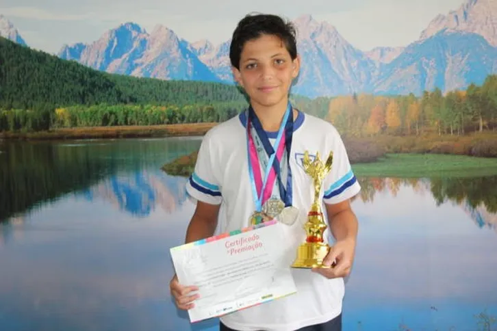 Imagem ilustrativa da imagem Aluno em Arapongas é destaque em matemática
