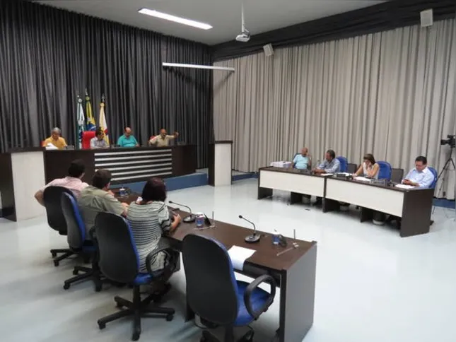 Imagem ilustrativa da imagem Câmara aprova Orçamento de Apucarana para 2016