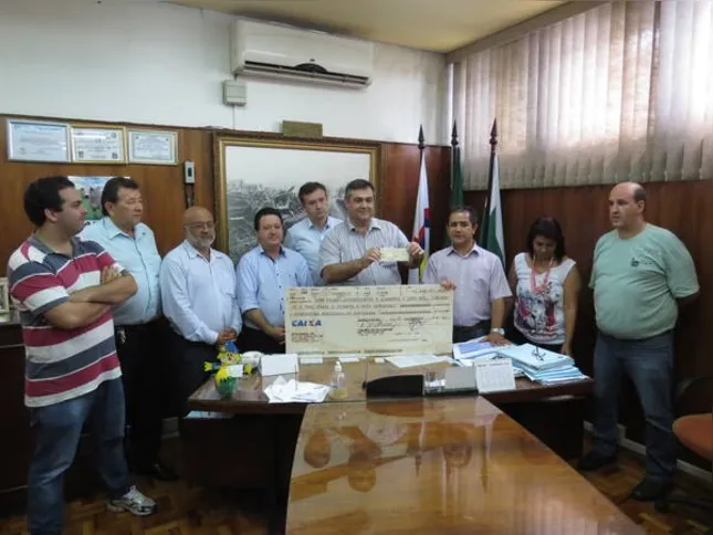 Imagem ilustrativa da imagem Câmara de Apucarana faz devolução de R$ 1,4 milhão