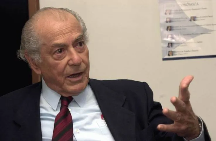 Imagem ilustrativa da imagem Leonel Brizola vira "Herói da Pátria"