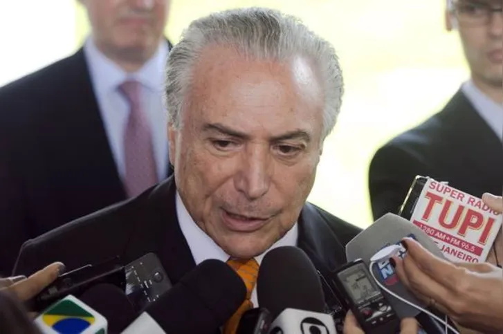 Imagem ilustrativa da imagem Com receio de racha, Temer apela para consenso no PMDB