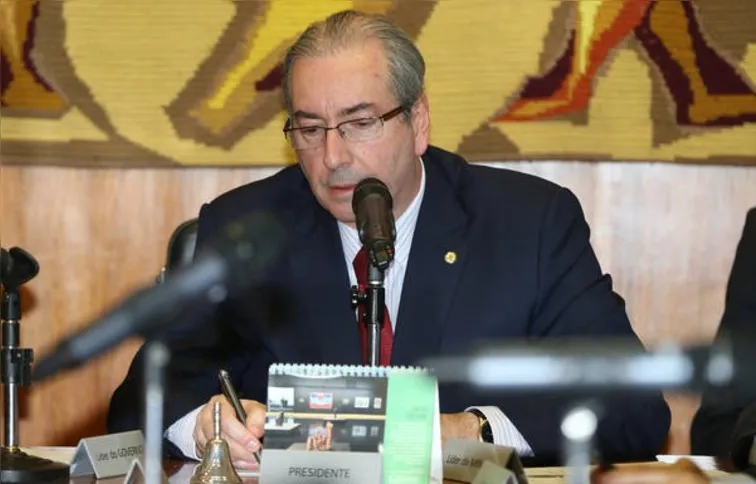 Imagem ilustrativa da imagem PGR detecta 94 pedidos de Cunha a empreiteiro