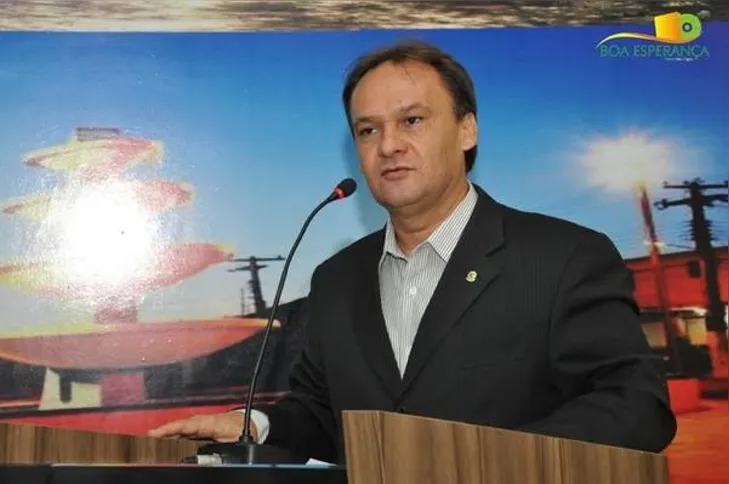 Imagem ilustrativa da imagem Prefeitos querem cancelar eleição e prorrogar mandato