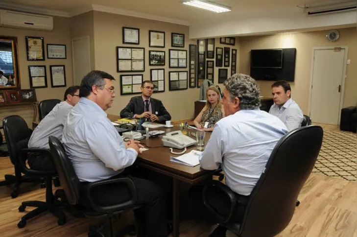 Imagem ilustrativa da imagem Apucarana garante verba do Estado para 500 casas