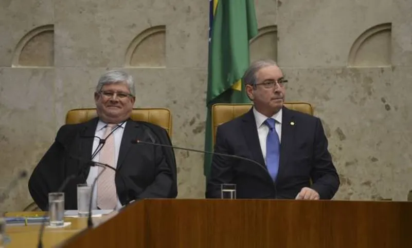 Imagem ilustrativa da imagem Janot ignora Cunha no STF