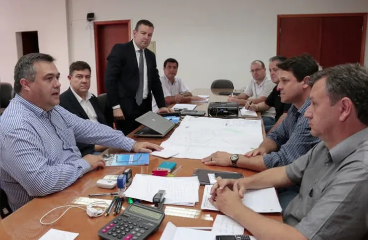 Imagem ilustrativa da imagem Apucarana prepara diagnóstico de desenvolvimento industrial