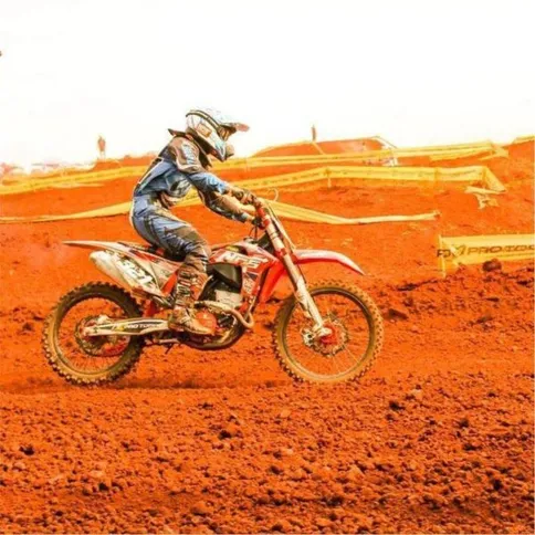 Imagem ilustrativa da imagem Pilotos apucaranenses serão premiados hoje em Kaloré