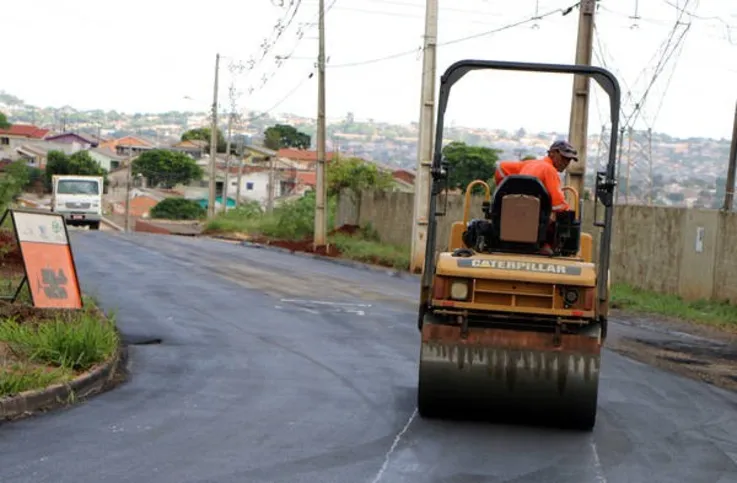 Imagem ilustrativa da imagem Rua Alumínio é asfaltada