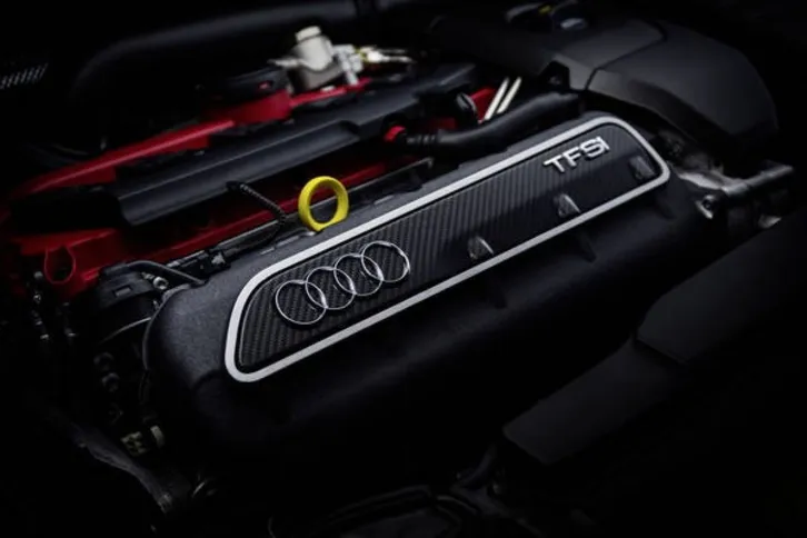 Imagem ilustrativa da imagem Novo Audi RS 3 Sportback chega ao Brasil com 367 cv de potência e fazendo de 0 a 100 km/h em 4,3 segundos