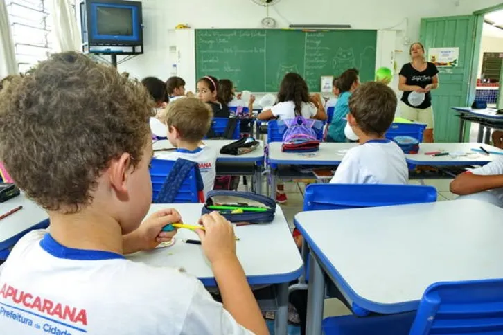 Imagem ilustrativa da imagem Apucarana inicia ano letivo com mais de 11 mil alunos