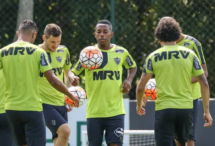 Imagem ilustrativa da imagem Diego Aguirre confirma a estreia de Robinho no 'Galo'