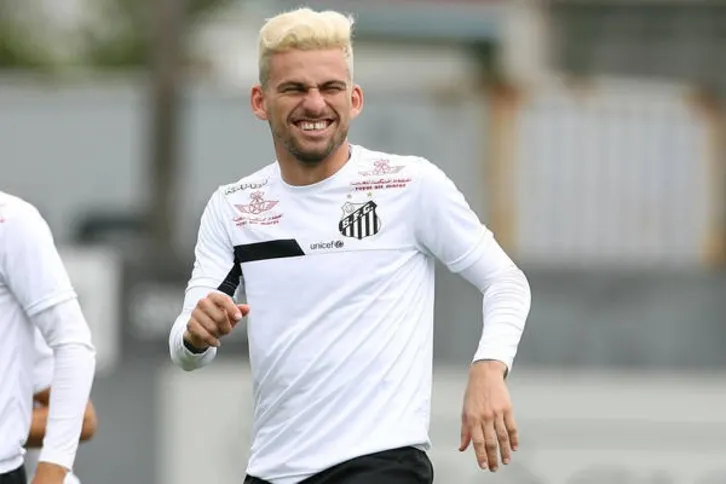 Imagem ilustrativa da imagem Lucas Lima gera incertezas no Santos
