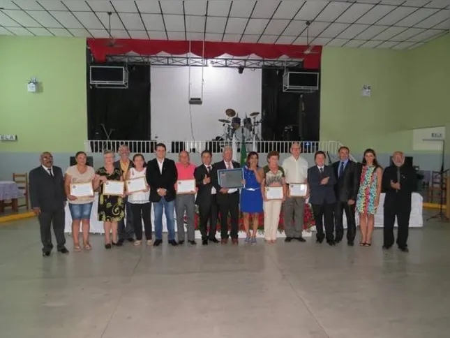 Imagem ilustrativa da imagem Associação Comunitária dos 40 é homenageada