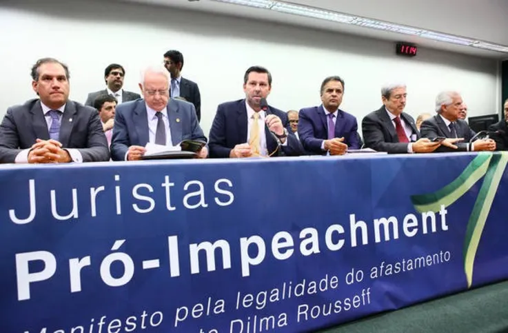 Imagem ilustrativa da imagem Juristas defendem legalidade do ato