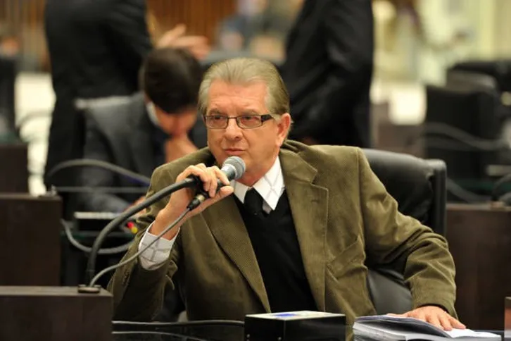 Imagem ilustrativa da imagem Deputado Nelson Justus pede adesão à vacinação