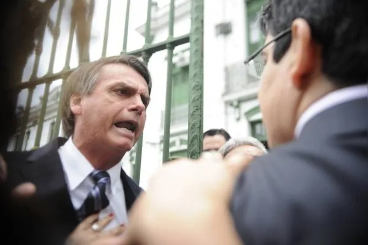 Imagem ilustrativa da imagem Bolsonaro na mira da OAB