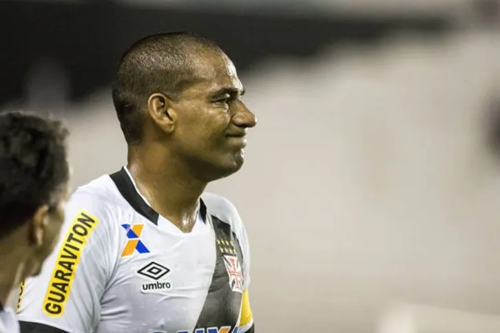 Imagem ilustrativa da imagem Flamengo enfrenta tabu contra o Vasco