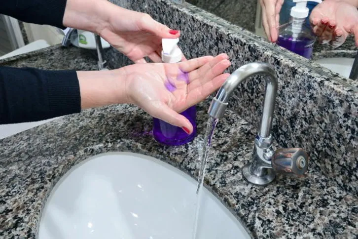 Imagem ilustrativa da imagem Medidas simples ajudam a prevenir gripes e resfriados