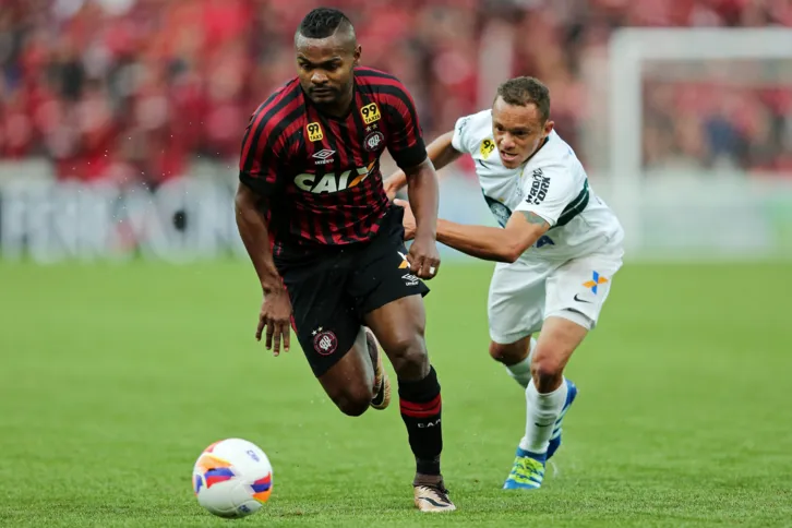 Imagem ilustrativa da imagem Sai hoje o campeão paranaense de 2016