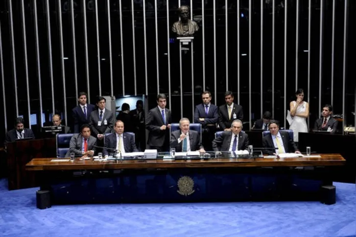 Imagem ilustrativa da imagem Maioria no Senado é favorável ao impeachment