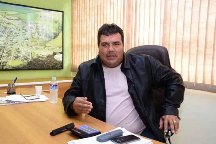 Imagem ilustrativa da imagem Prefeito prepara fechamento das contas em Mauá da Serra