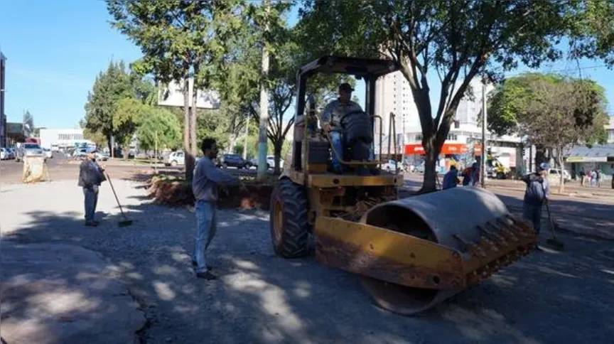 Imagem ilustrativa da imagem Ivaiporã revitaliza praça central 