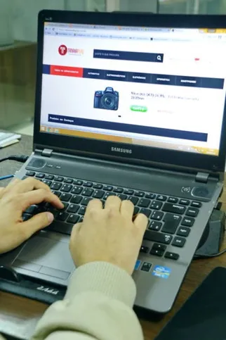 Imagem ilustrativa da imagem  Polícia Civil investiga site de Apucarana suspeito de realizar vendas fraudulentas