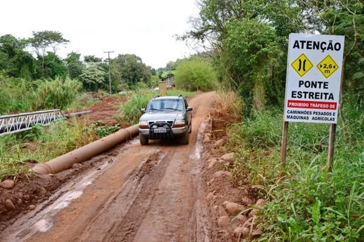 Imagem ilustrativa da imagem Obras dificultam acesso ao Distrito do Barreiro
