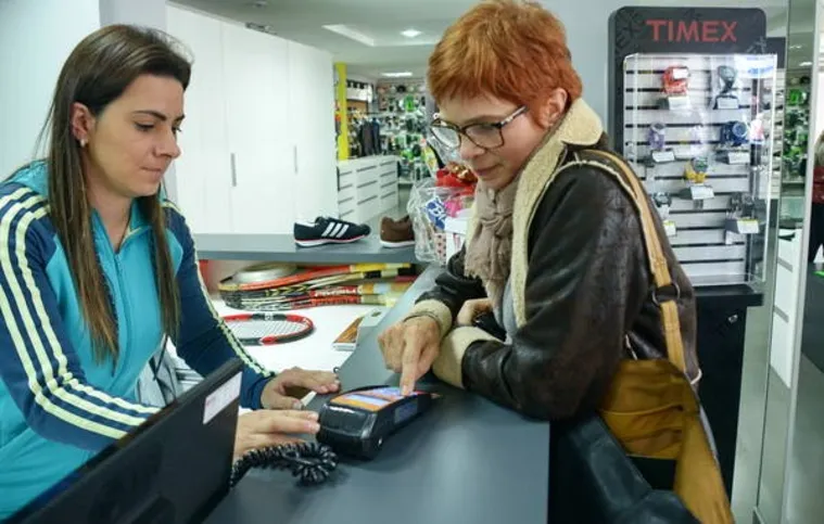 Imagem ilustrativa da imagem Cheque desaparece do comércio