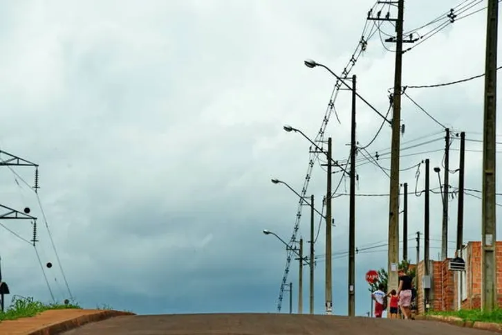 Imagem ilustrativa da imagem Justiça determina que municípios do Vale assumam iluminação pública 