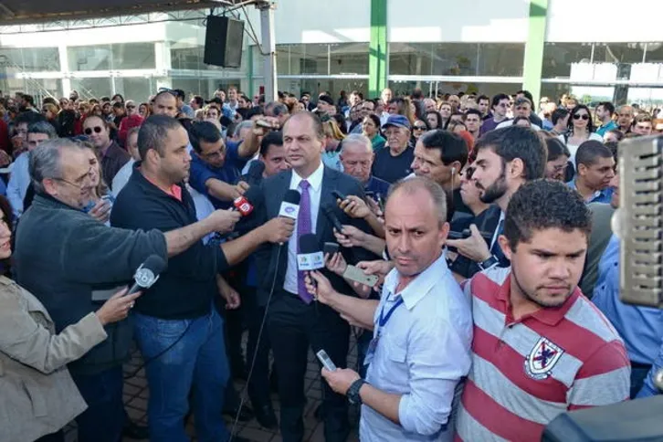 Imagem ilustrativa da imagem Richa entrega nova sede do Cisvir e anuncia investimentos