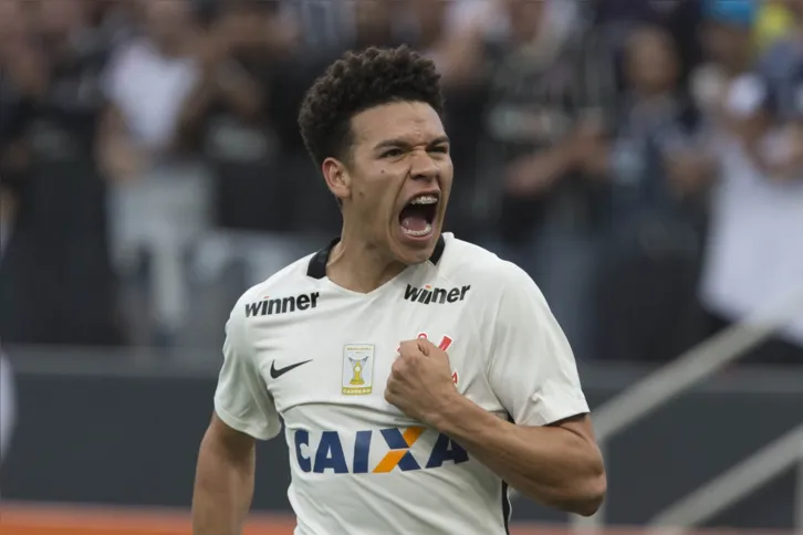 Imagem ilustrativa da imagem Corinthians vai receber Santa Cruz para se manter “no bolo” do Brasileirão