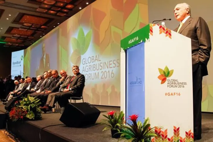 Imagem ilustrativa da imagem Temer admite tomar medidas impopulares para conter crise