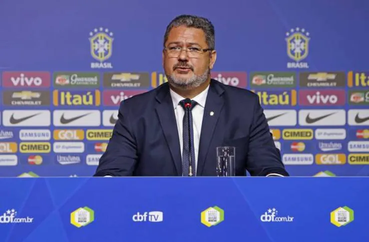 Imagem ilustrativa da imagem Ex-goleiro, técnico da Seleção Olímpica decidiu seu futuro em Apucarana
