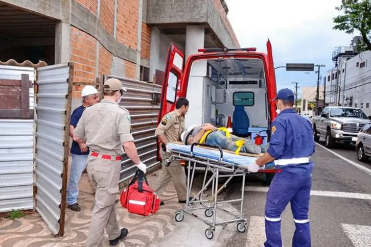 Imagem ilustrativa da imagem Acidentes mobilizam equipes de resgate em Apucarana