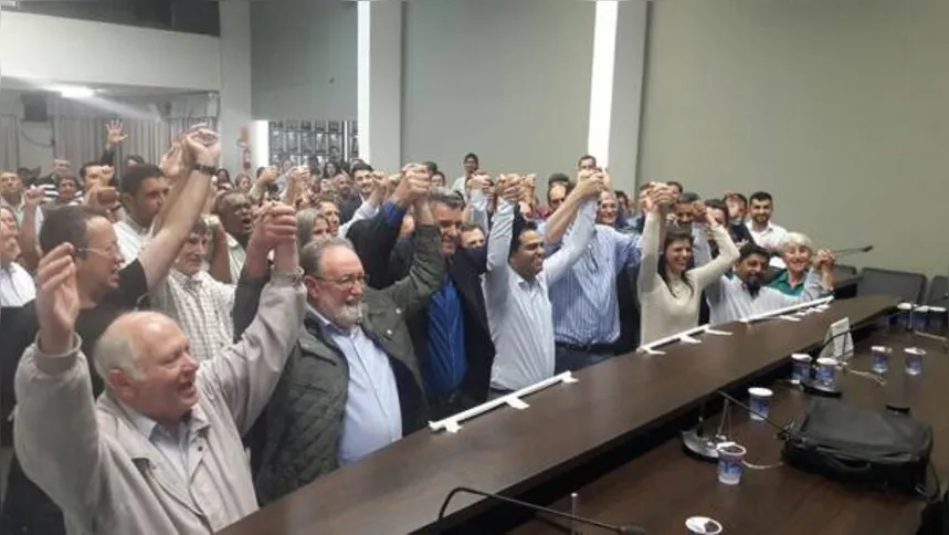 Imagem ilustrativa da imagem Convenção confirma Sérgio e Willian em Apucarana