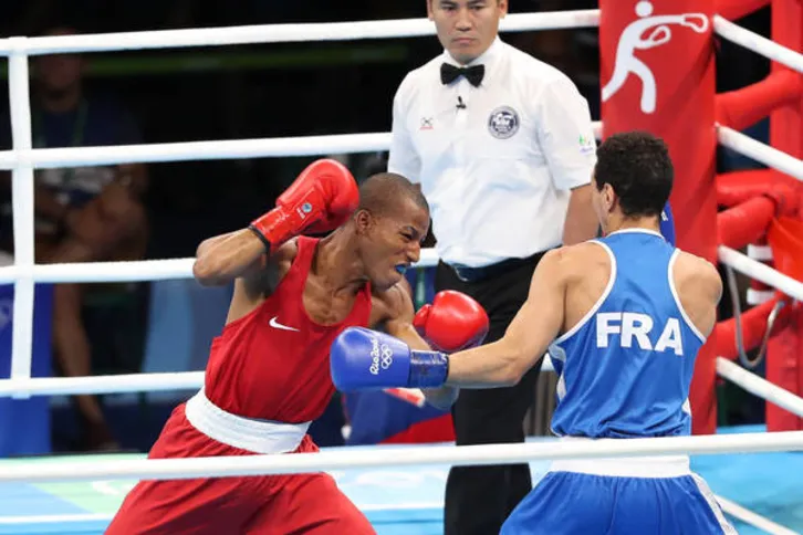 Imagem ilustrativa da imagem Robson Conceição bate francês e garante ouro histórico para o boxe brasileiro