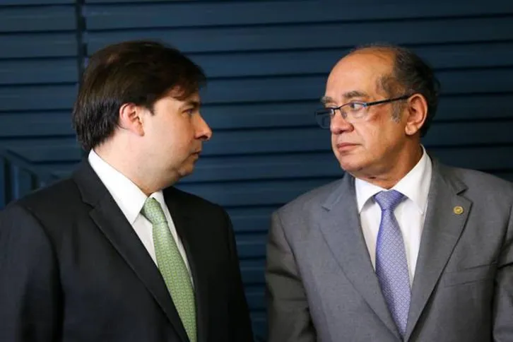 Imagem ilustrativa da imagem Caixa 2 é assunto para reforma eleitoral, diz Mendes 