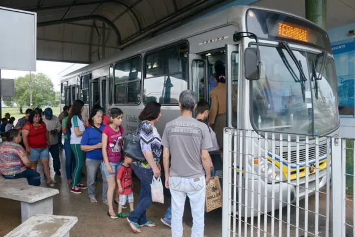 Imagem ilustrativa da imagem Após estudo, Arapongas anuncia licitação do transporte coletivo 