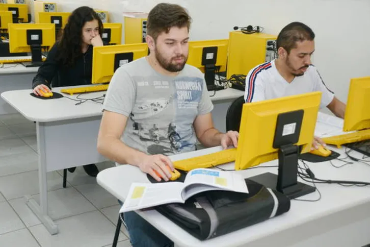 Imagem ilustrativa da imagem Ensino à distância cresce em demanda e oferta