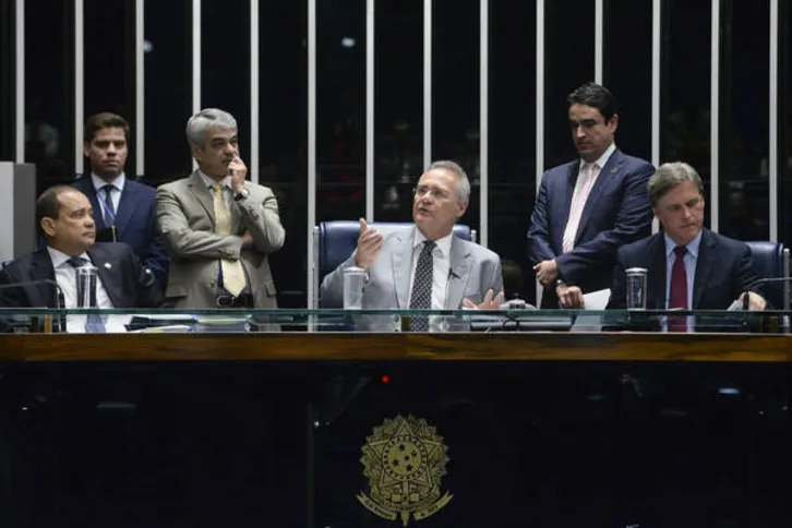 Imagem ilustrativa da imagem Senado apressa últimas votações antes do imepachment e das eleições municipais