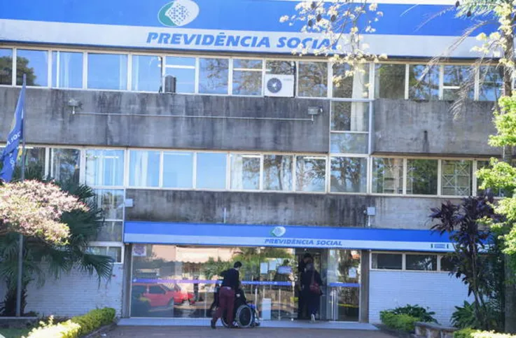 Imagem ilustrativa da imagem Mais de 110 mil benefícios serão revisados pelo INSS no Paraná